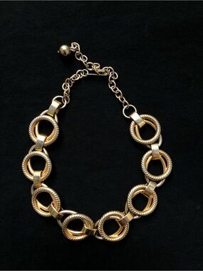 Vintage Gold Toned Choker Link Necklace 🌼